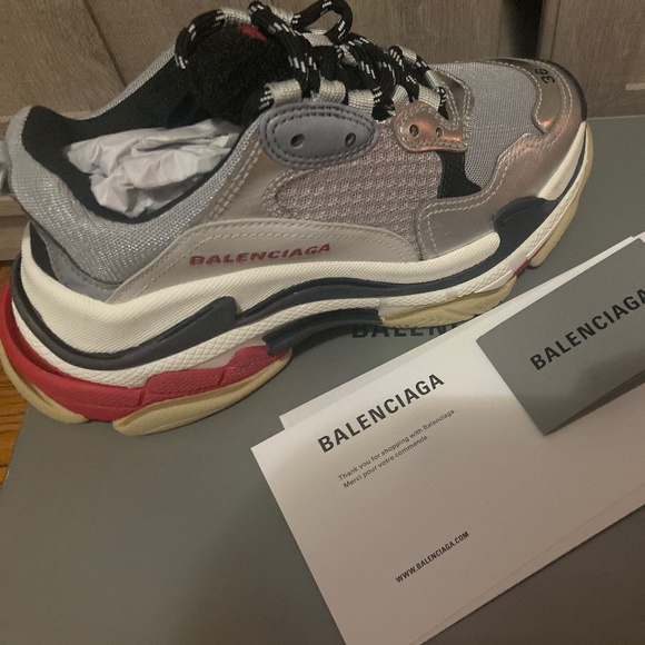 Balenciaga Triple S Silver Red - Picture 2 of 3